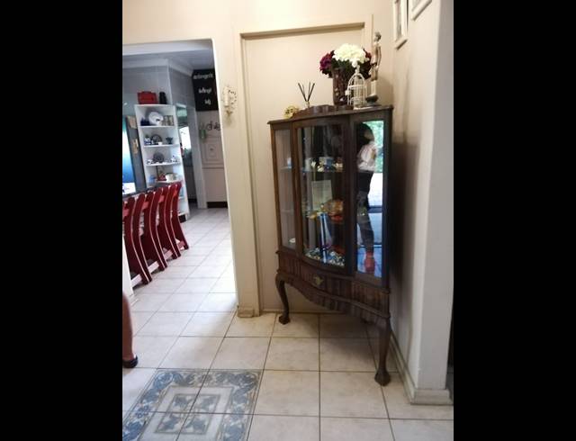 5 BEDROOM HOUSE FOR SALE IN FALCON RIDGE